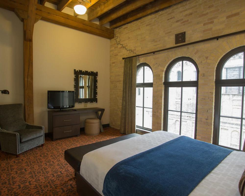 One Bedroom King Suite interior